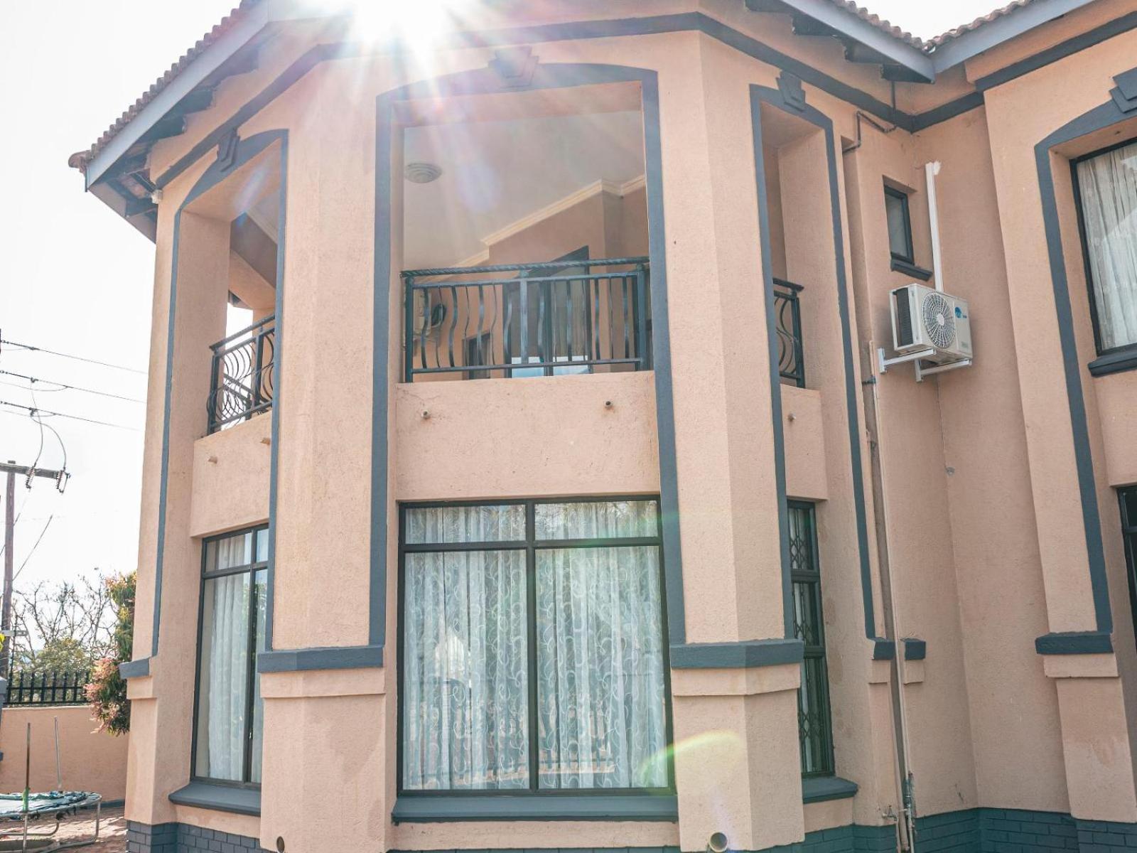 Khutso Boutique Hotel ヘイジービュー エクステリア 写真